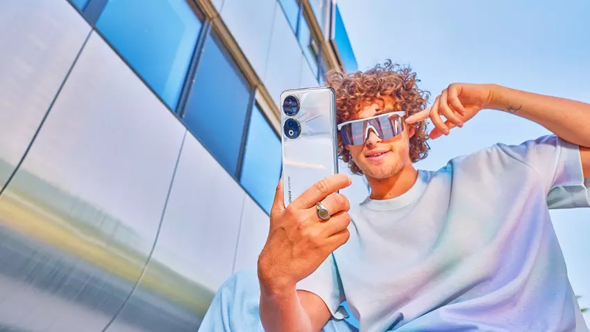 Honor 90 ze Snapdragonem 7 Gen 1 i aparatem 200 MP debiutuje w Europie od 550 euro