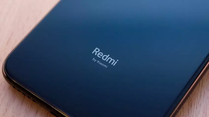 REDMI testuje smartfon do gier z serii K z wbudowanym chłodzeniem i podświetleniem RGB, według informacji poufnych