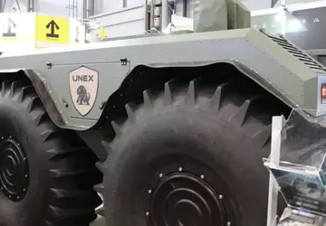 Przedstawiono czesko-ukraiński dron-amfibie UNEX UGV — ...