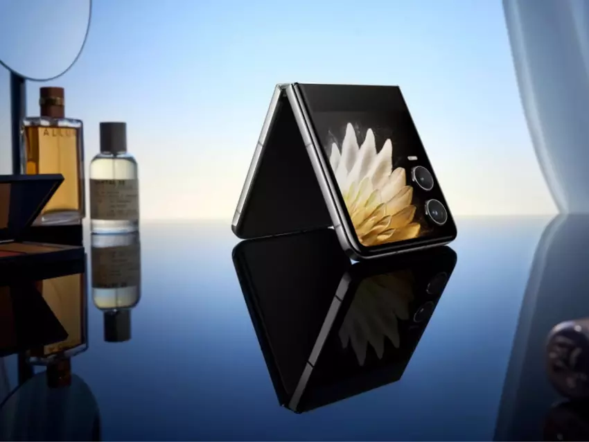 Wyciekło: Tecno Phantom V Flip 2 otrzyma 6,9-calowy wyświetlacz AMOLED, układ MediaTek Dimensity 8020 i cenę około 700 USD
