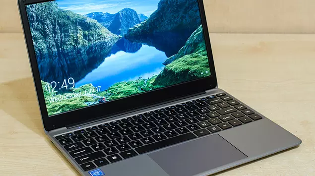 Przegląd Chuwi HeroBook: 14-calowy netbook tańszy ...