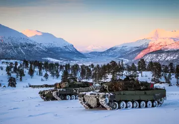 Norwegia przekaże Ukrainie 8 czołgów Leopard ...