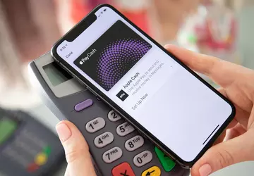 Bloomberg: Apple zamieni każdego iPhone'a z ...