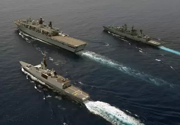 Wielka Brytania planuje sprzedać dwa okręty ...