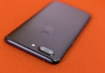 OnePlus 5T nie jest już dostępny ...