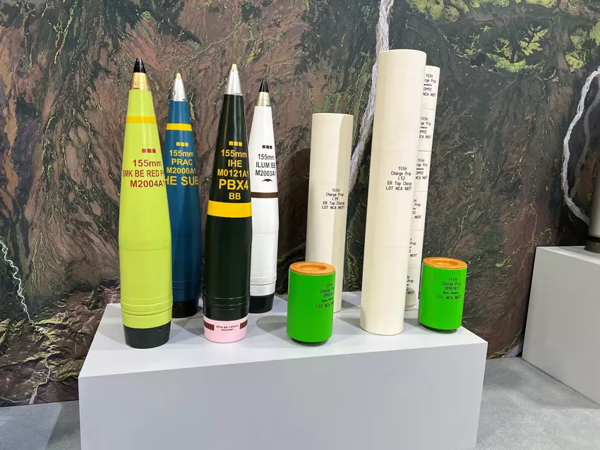 Pociski 155 mm i ładunki wybuchowe o dużej sile rażenia