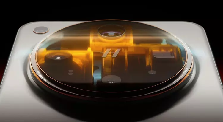 Takich flagowych aparatów jeszcze nie było: ...