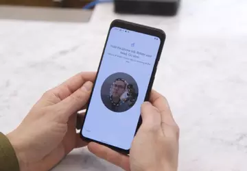 Funkcja Face Unlock w smartfonach Google ...