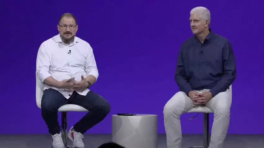 Rick Osterloh i Cristiano Amon na Snapdragon Summit