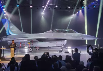 Argentyna oficjalnie prezentuje swój pierwszy F-16 ...