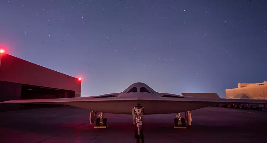 US Air Force dostaje 1,3 mld dolarów na zakup nowego bombowca atomowego B-21 Raider w 2023 r.