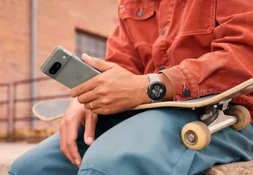 Google, to dyskryminacja: Pixel 8 nie ...