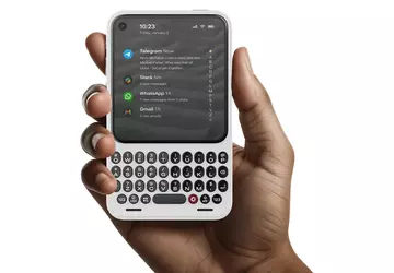 Clicks Communicator: Smartfon z Androidem z ...