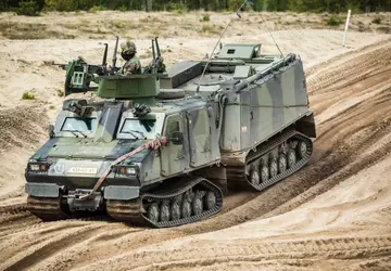 Holandia przekaże Ukrainie 28 opancerzonych pojazdów ...