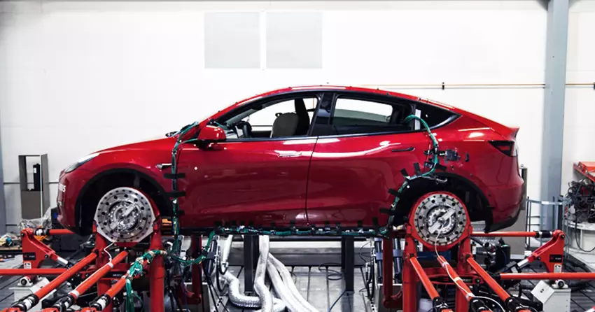 Stellantis, Toyota, Ford, Subaru i Mazda mogą utworzyć "superpool" z Teslą, aby uniknąć kar UE