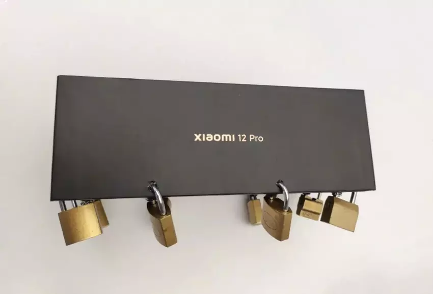 Xiaomi zwraca ładowarkę w opakowaniu: Xiaomi 12 Pro otrzyma w pudełku szybkie ładowanie 120W