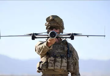 USA zamawia dodatkowe drony zwiadowcze Edge ...