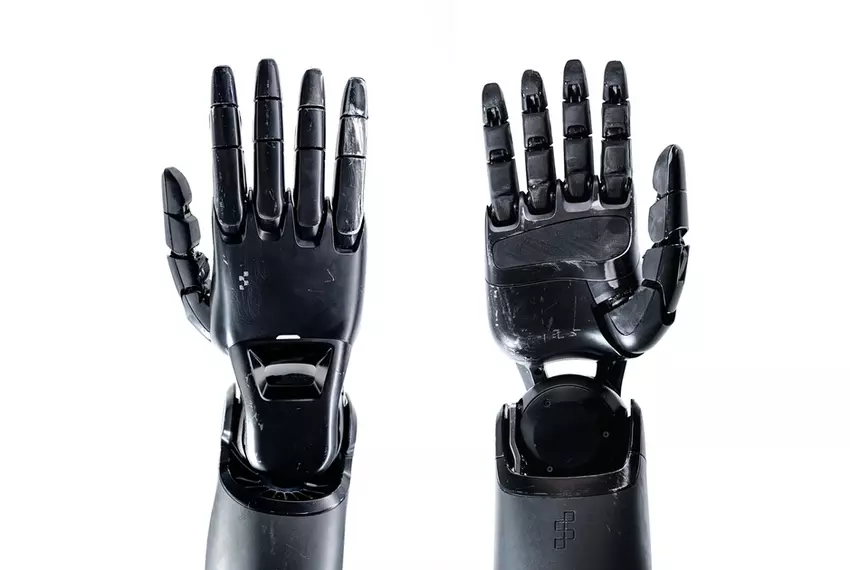 Humanoidalne roboty Figure 02 "przechodzą na emeryturę" po 11 miesiącach pracy w fabryce BMW