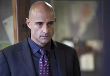 Mark Strong dołączył do obsady serialu ...