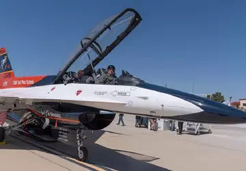 Sztuczna inteligencja za sterami myśliwca: Siły ...