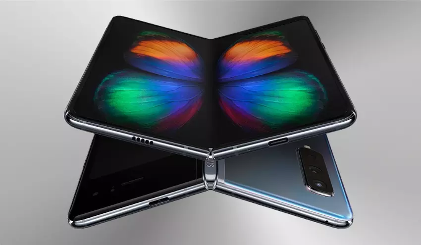 Składany smartphone Samsung Galaxy Fold pojawi się w Europie  3 maja z ceną 2.000 euro