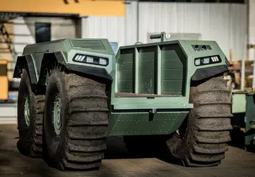 Ukraina skodyfikowała kolejny lądowy dron-amfibię UNEX ...