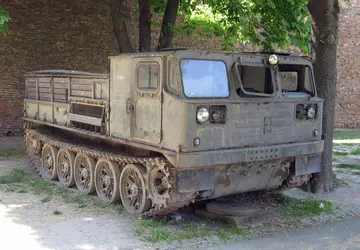 Rosjanie przerabiają radzieckie ciężarówki ATC-59G na ...