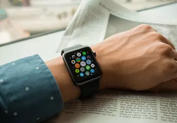 KGI: "inteligentny" zegarek Apple Watch 4 ...