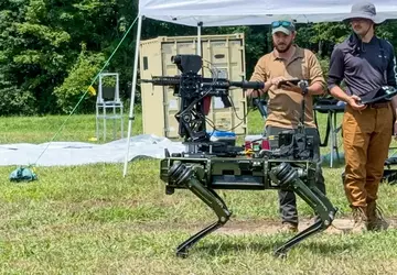 Z blackjackiem i karabinami: USA testują ...