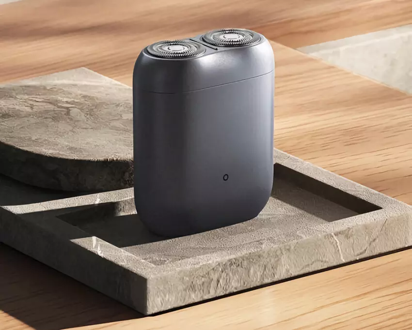 Xiaomi zaprezentowało MiJia Electric Shaver S200: kompaktową golarkę elektryczną z portem USB-C, ochroną IPX7 i inteligentnym systemem włączania.