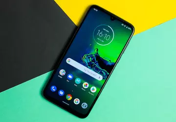 Motorola przygotowuje do wydania smartphon Moto ...