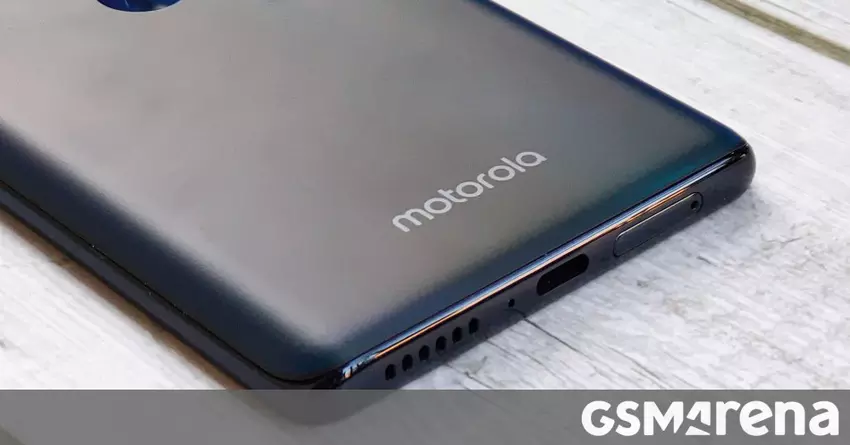 Kontrapunkt: Motorola była trzecim największym producentem smartfonów w USA w 2021 r.