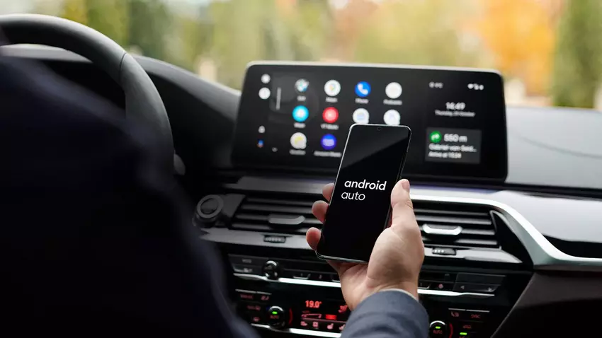 O co chodzi z tym "och"? Użytkownicy Reddita omawiają nowy błąd Android Auto
