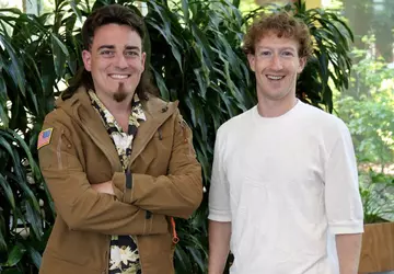 Zuckerberg i Palmer Luckey znowu razem: ...