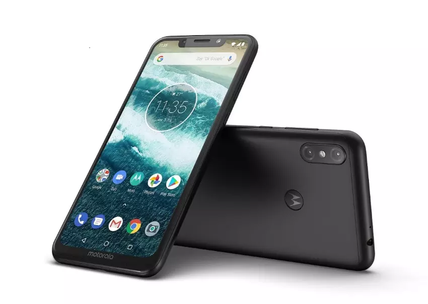 Motorola One Power to pierwszy smartfon firmy, który otrzymał Android 10