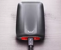 Zewnętrzny przenośny dysk SSD SAMSUNG X5