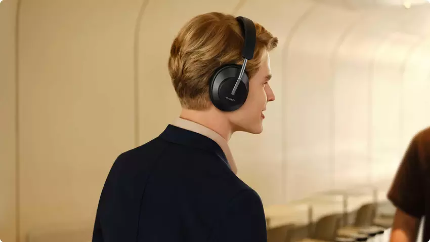 Huawei FreeBuds Studio zaktualizowane o obsługę HarmonyOS Super Device