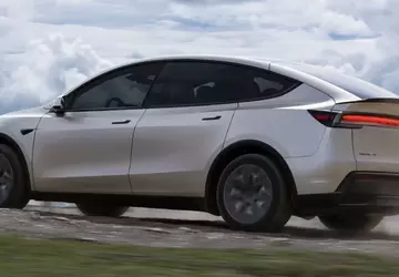Wydłużona wersja Tesla Model Y może ...