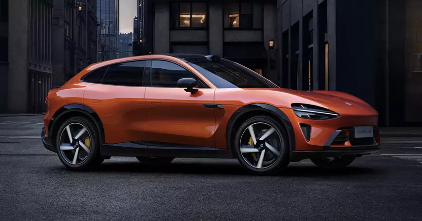 Crossover Xiaomi YU7 oficjalnie zaprezentowany: do 690 KM i zasięg do 835 km