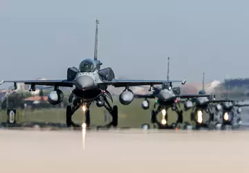 Turcja modernizuje myśliwce F-16 do poziomu ...