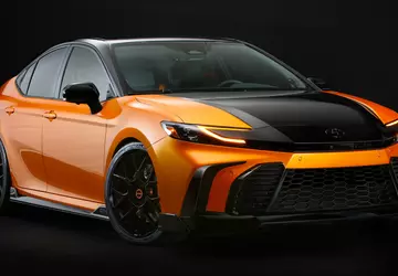 Toyota zaprezentowała Camry z agresywnym designem