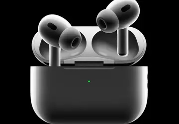 Bloomberg: Apple pracuje nad ulepszoną wersją ...