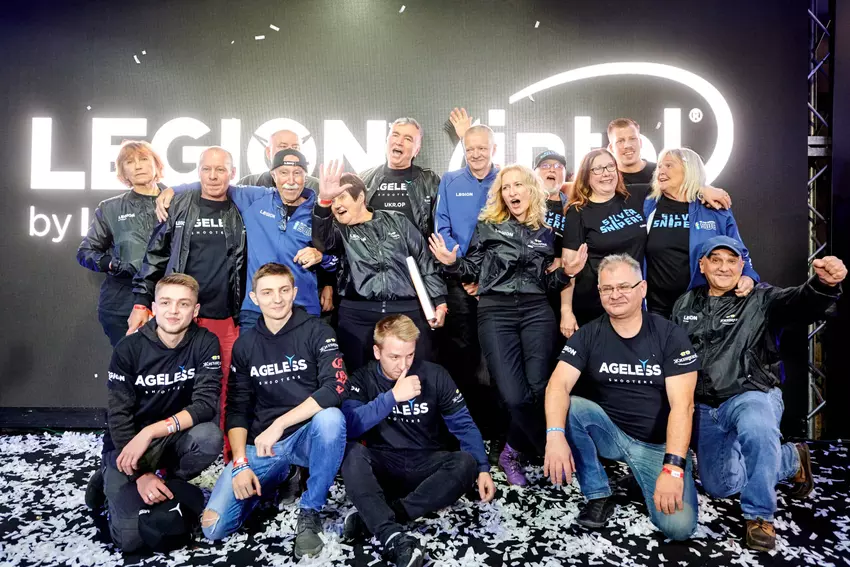 Drużyna Ageless Shooters. Ilustracja: biuro prasowe Lenovo