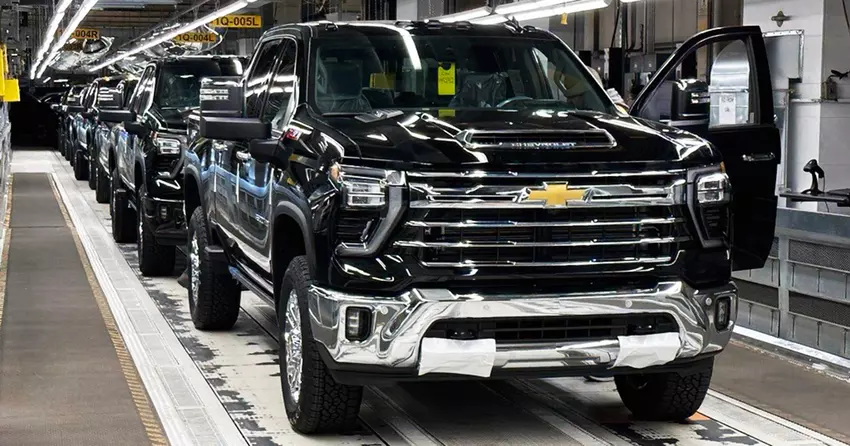 Trump grozi Kanadzie 100-procentowym cłem na samochody