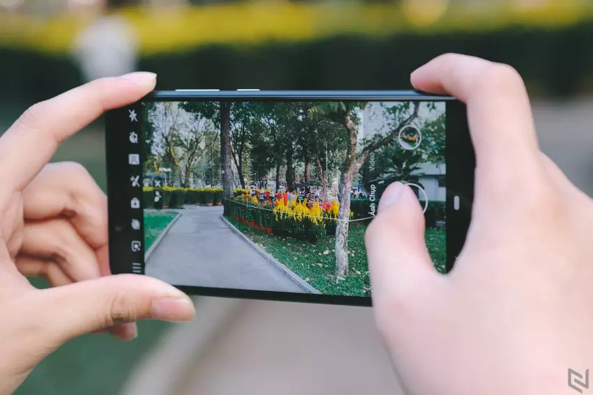 Ups ... LG i Nokia użyły tego samego zdjęcia do reklamowania swoich smartfonów