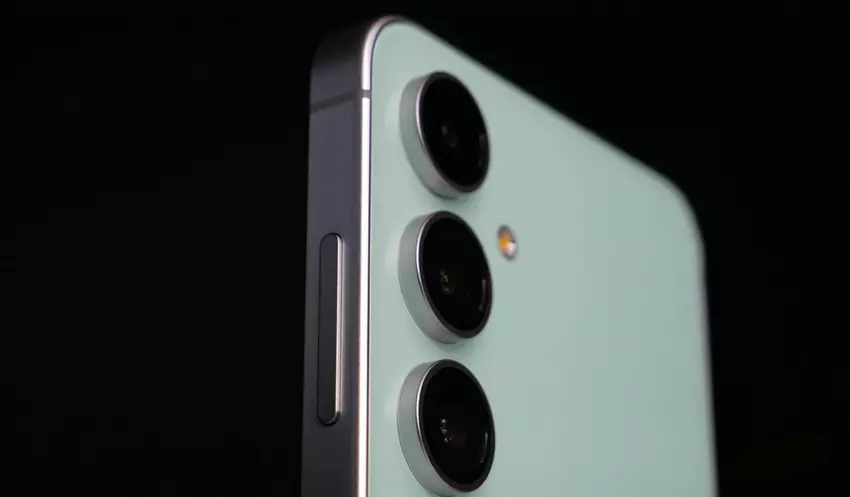 Budżetowy subflagowiec Galaxy S25 FE pojawił się na pierwszym „żywym” zdjęciu