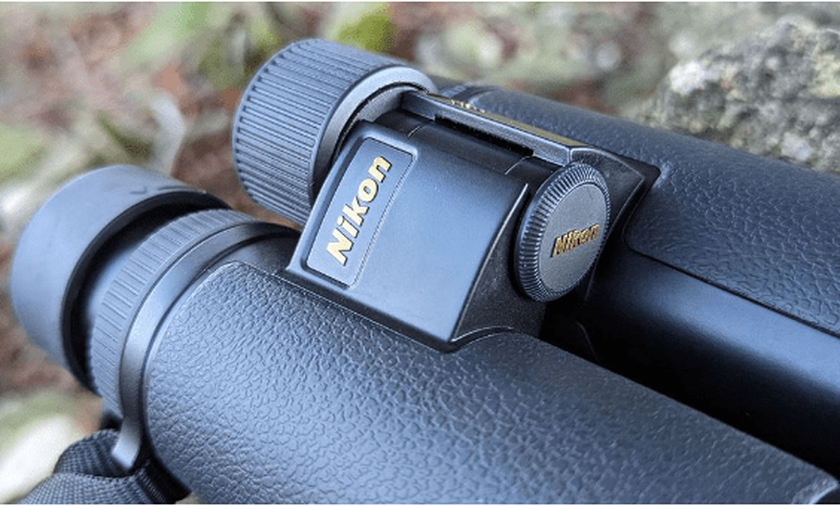 Lornetka sportowa Nikon Monarch HG 10X42