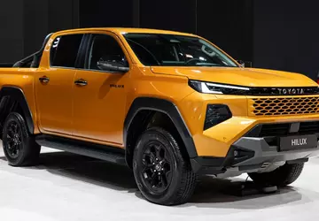 Toyota pokazała nowy Hilux na salonie ...