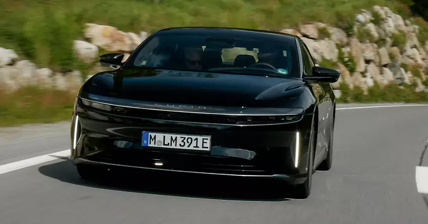 Samsung potwierdził, że wyprodukował akumulatory do samochodu elektrycznego z największym zasięgiem na świecie