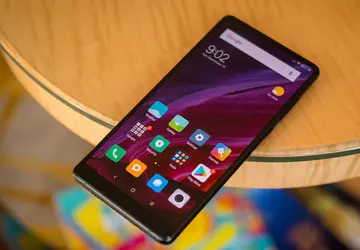 IDC: sprzedaż smartfonów spadła w Q1 ...